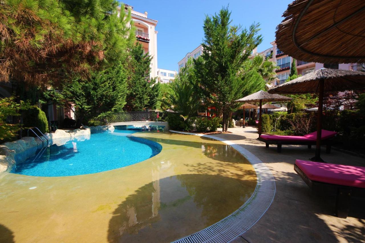 Menada Romance Marine Apartments Słoneczny Brzeg Zewnętrze zdjęcie
