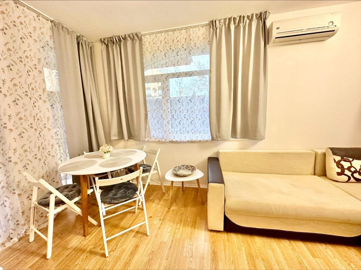 Menada Romance Marine Apartments Słoneczny Brzeg Zewnętrze zdjęcie