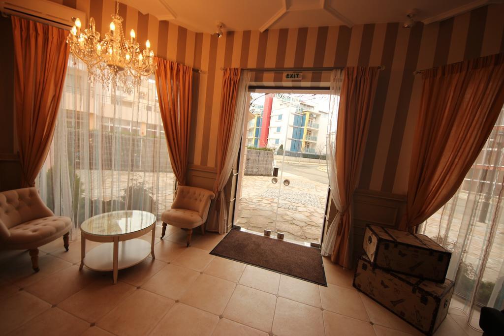 Menada Romance Marine Apartments Słoneczny Brzeg Zewnętrze zdjęcie